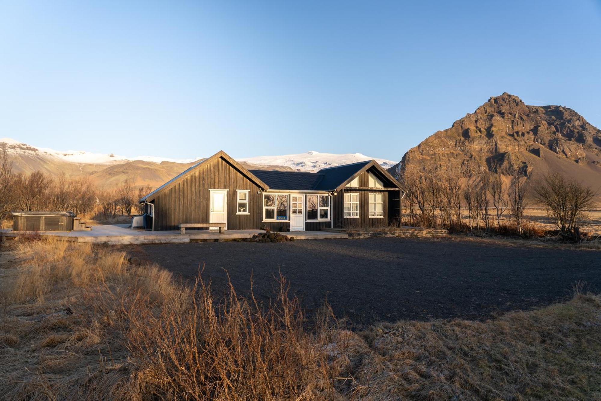 Grund Cabin Hvolsvöllur Buitenkant foto